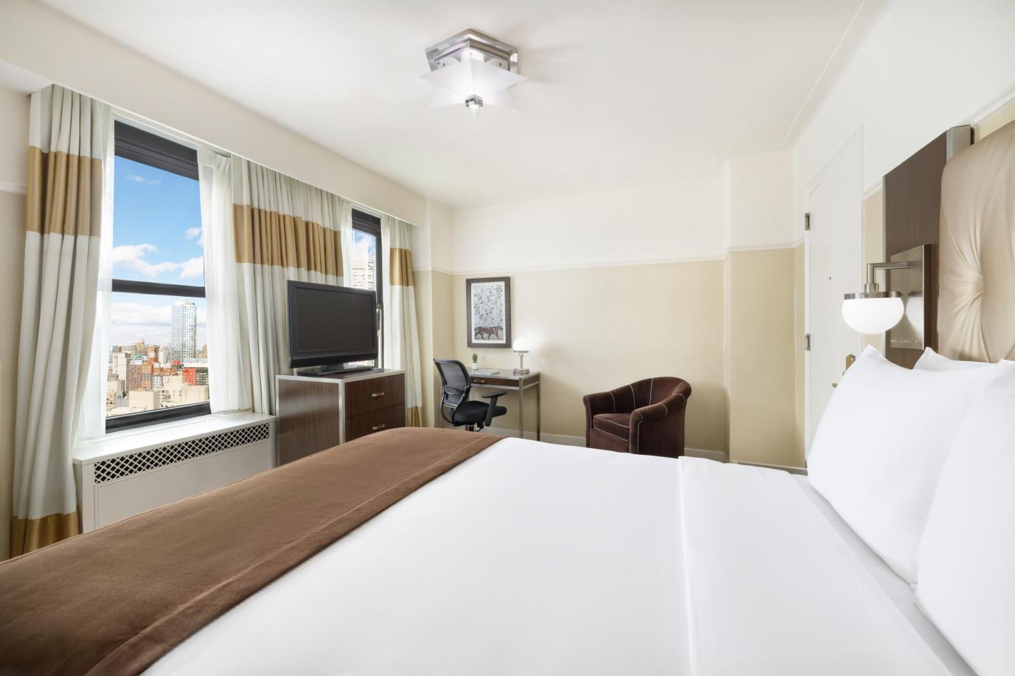 The New Yorker Hotel 4*